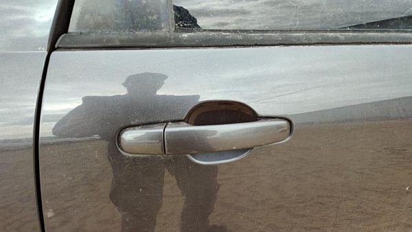 05-09 Equinox Passenger Right Rear Outside Door Handle Back Granite Gray 44U — photo 1