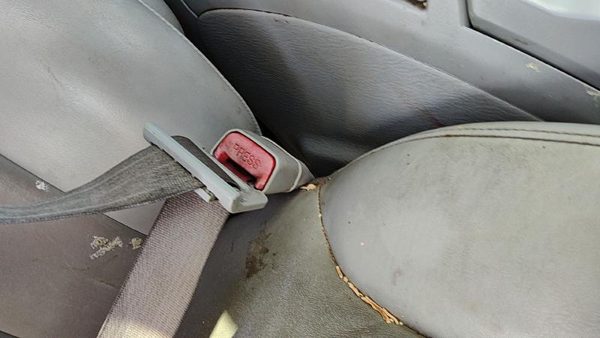 04-08 Pacifica Passenger Right Front Seat Belt Buckle Receiver Oem Gray Da — photo 3