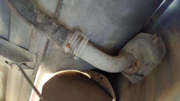 1987-1991 Ford F150 Fuel Filler Neck Assembly With Gas Cap Oem — photo 2