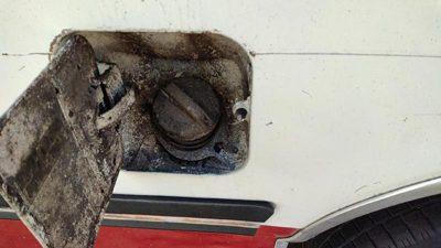 1987-1991 Ford F150 Fuel Filler Neck Assembly With Gas Cap Oem