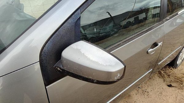 2007-2012 Nissan Sentra Driver Left Side Mirror Door Mounted Oem Gray K36 — photo 2