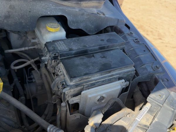 2004-2006 Dodge Durango Engine Fuse Box Power Distribution Panel Oem 5.7L — photo 2