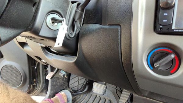 2004-12 Gmc Canyon Lower Dash Under Column Knee Bolster Trim Panel Oem Ebony 19J — photo 4