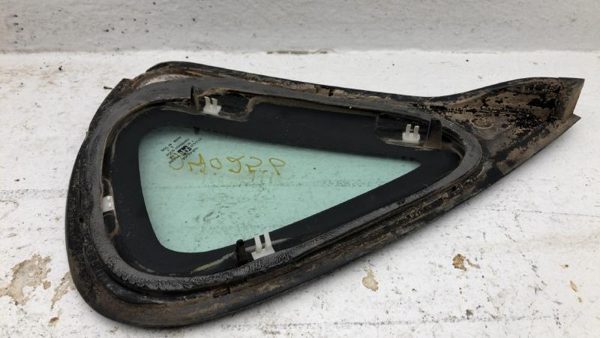 2000-2005 Chevy Impala Passenger Right Rear Quarter Glass Back Side Window Oem — photo 6