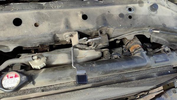 2005-2010 Honda Odyssey Hood Latch Assembly With Bracket Oem 7747645 — photo 3