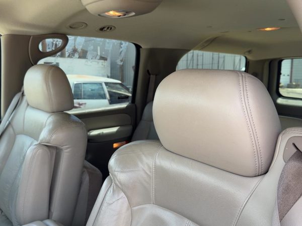 2000-2006 Chevy Suburban Pair Of Front Headrests Oem Left Right Set Seat Tan 52I — photo 4