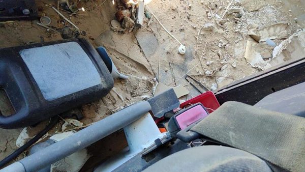 2002-2006 Dodge Sprinter Van 3500 Driver Left Front Seat Belt Buckle Receiver — photo 5