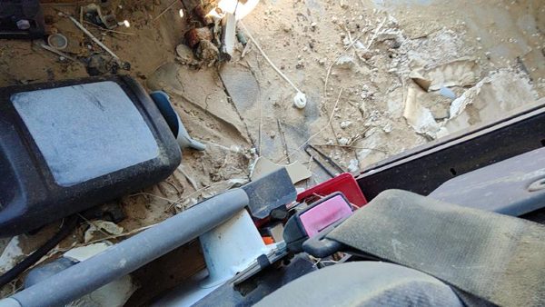 2002-2006 Dodge Sprinter Van 3500 Driver Left Front Seat Belt Buckle Receiver — photo 7