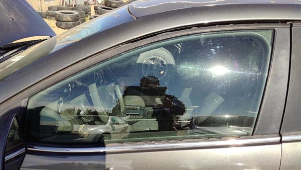 2005-2010 Pontiac G6 Driver Left Front Side Window Door Glass Oem 22683747 — photo 1