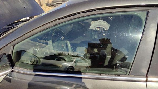 2005-2010 Pontiac G6 Driver Left Front Side Window Door Glass Oem 22683747 — photo 3