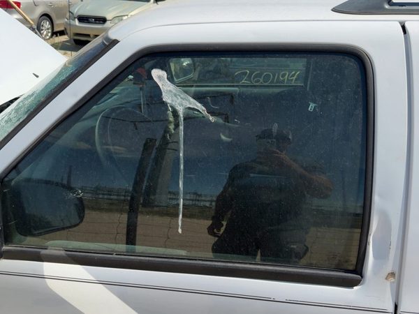 1995-2005 Chevy S10 Blazer Driver Left Front Side Window Door Glass Oem 15761466 — photo 3