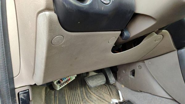 1995-1997 Ford Contour Lower Dash Under Column Knee Bolster Trim Panel Ul Tan — photo 2