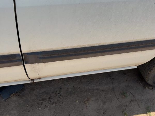 1988-1989 Honda Accord Lx Driver Left Rear Moulding From Door Oem Back — photo 3