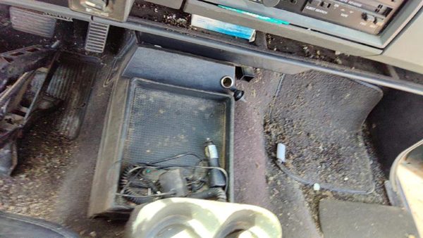 91-94 Chevy S10 Blazer Center Floor Console Assembly Oem Black — photo 4