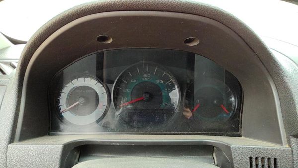 2011-2012 Ford Fusion Speedometer Cluster Instrument Gauges Panel Dash 2.5L At — photo 3