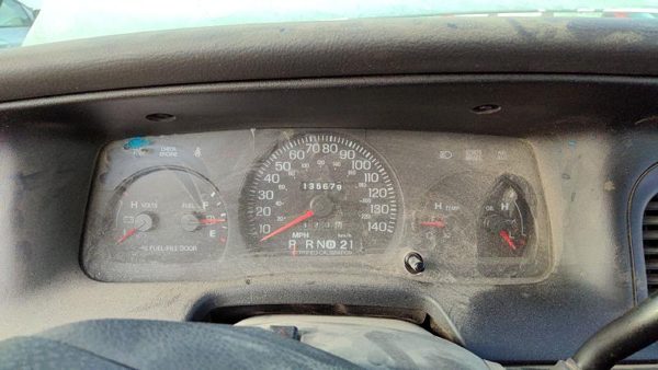 2003-2005 Ford Crown Vic Speedometer Cluster Instrument Gauges Panel Oem Dash — photo 1