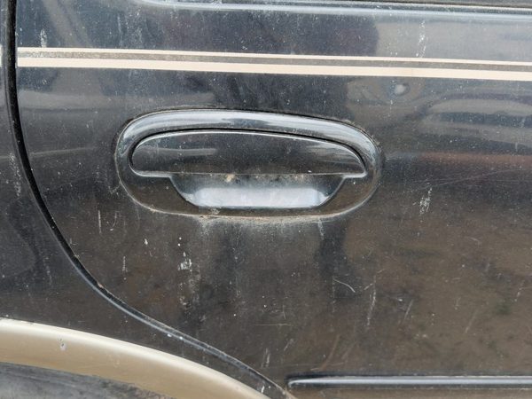 97-02 Ford Expedition Passenger Right Rear Outside Door Handle Oem Back Black — photo 2