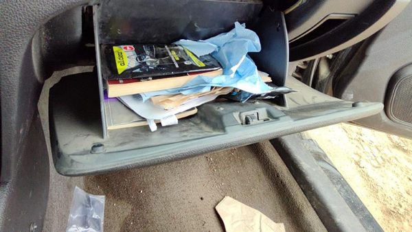 2010-2011 Ford Fusion Glove Box Assembly Complete Door With Latch Oem Black Dw — photo 3
