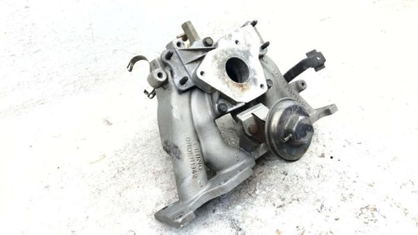1985-1986 Pontiac Sunbird Intake Manifold Oem 1.8L 10031620 — photo 2