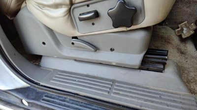 2000-2006 Chevy Suburban Passenger Right Side Seat Trim Panel Oem 922 Light Gray