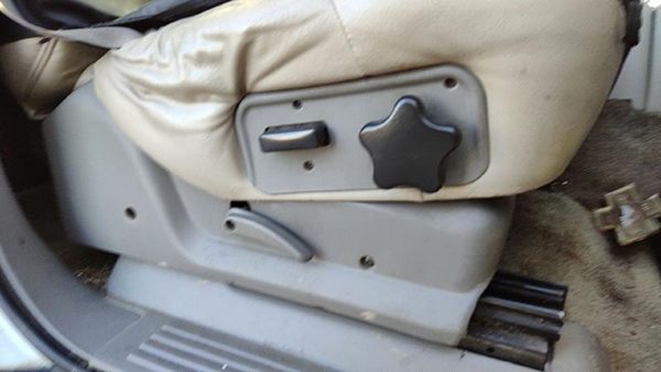 2000-2006 Chevy Suburban Passenger Right Side Seat Trim Panel Oem 922 Light Gray — photo 3