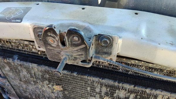 1997-2004 Dodge Dakota Hood Latch Assembly With Bracket Oem 55255721Ab — photo 2