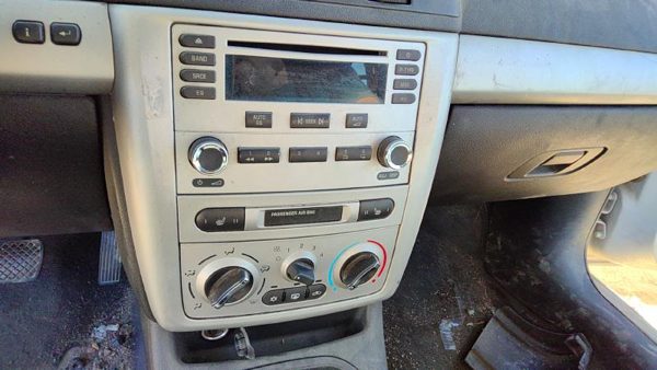 2006 Chevrolet Cobalt Radio Bezel Trim — photo 3