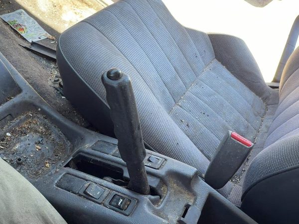 90-95 Nissan Pathfinder Parking Brake Handle Assembly Emergency EBrake OEM — photo 4