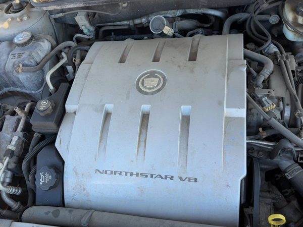 2005 Cadillac Deville Engine Cover 4.6L — photo 4