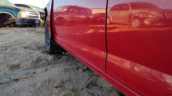 2007 Chevrolet Cobalt Front Door LH 74U Victory Red 25830153 — photo 6