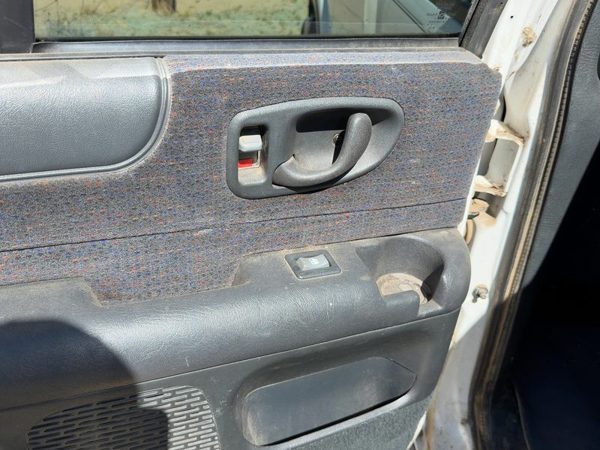 98-03 S10 Blazer Driver Left Rear Door Trim Panel With Switches Back Graphite — photo 3