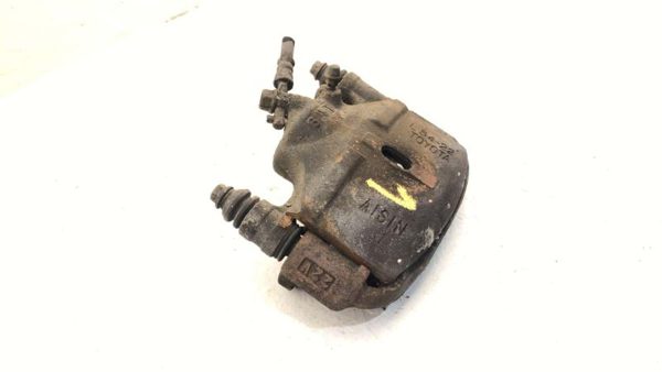 1986 Toyota Camry Driver Left Front Brake Caliper With Mount Bracket Oem — photo 2