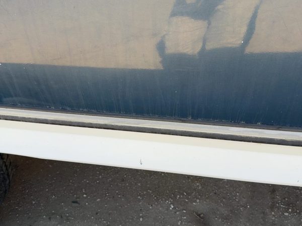 1992 Ford F250 Passenger Right Rear Moulding On Front Of Box Oem — photo 5