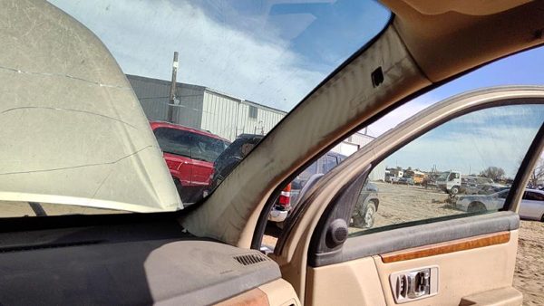 07-09 Grand Vitara Xl-7 Passenger Right A Pillar Trim Windshield Post Panel Tan — photo 3