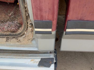 1987-1991 Ford F150 Driver Left Rear Moulding On Cab Corner Oem