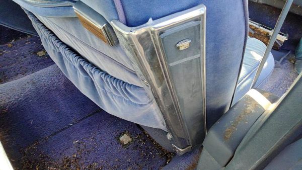 1980-1984 Deville Sedan Passenger Right Power Seat Track With Motors Only Oem — photo 6
