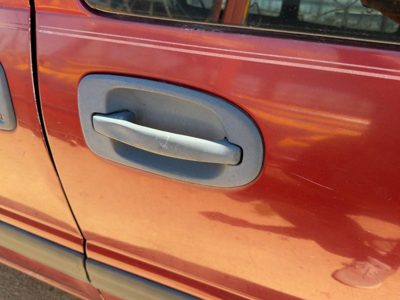 2000-2005 Chevy Venture Driver Left Rear Outside Door Handle Oem Back 10322225