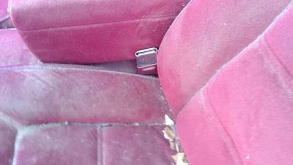1986-1991 Olds Eighty Eight Driver Left Front Seat Belt Buckle Receiver Oem Red — photo 1