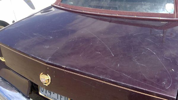 1993 Cadillac Fleetwood Trunk/decklid/hatch/tailgate Maroon — photo 4