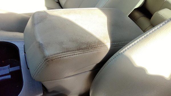 10-14 Legacy Outback Center Console Lid Only Arm Rest Fold Down Wil Warm Ivory — photo 2
