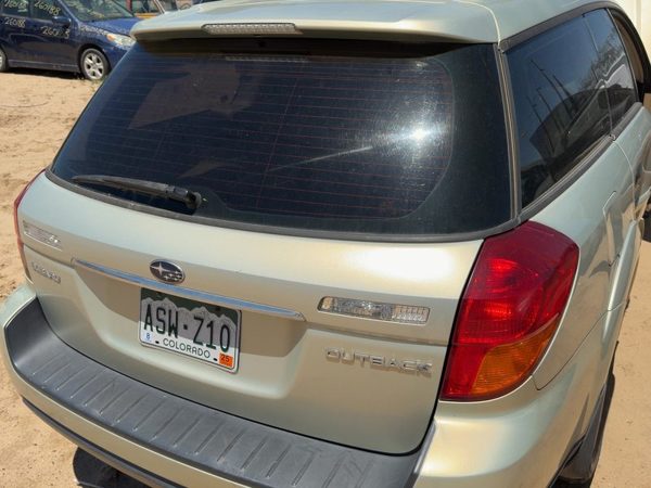 2006 Subaru Legacy Trunk/decklid/hatch/tailgate Gold 9J — photo 2
