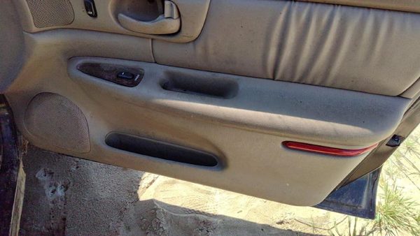 01-04 Buick Regal Passenger Right Front Door Trim Panel With Switches Tan 525 — photo 7