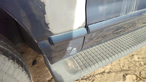2002-2005 Ford Explorer Driver Left Moulding From Fender Oem Trim Strip Blue Ld — photo 3
