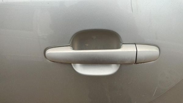 02-06 Camry Driver Left Rear Outside Door Handle Back 1C8 Lunar Mist Metallic — photo 1