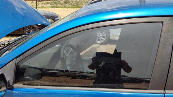 2009-2013 Toyota Corolla Driver Left Front Side Window Door Glass Oem 6810202281 — photo 5