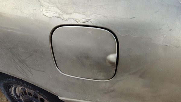 1997-2005 Buick Century Fuel Tank Door With Hinge Gas Lid Oem Filler Silver — photo 1
