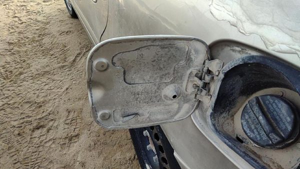 1997-2005 Buick Century Fuel Tank Door With Hinge Gas Lid Oem Filler Silver — photo 5