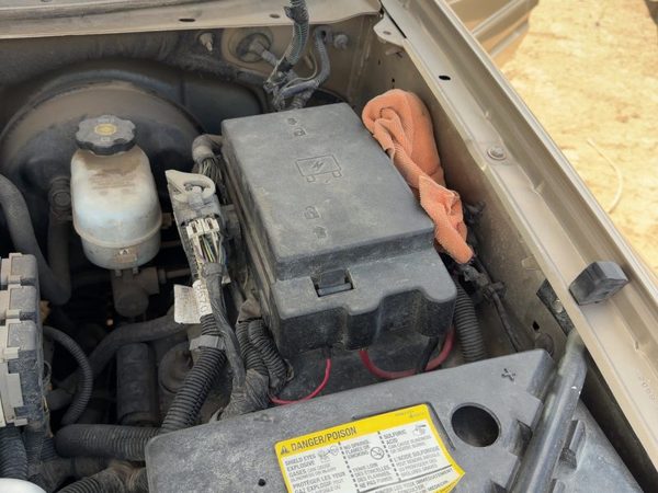 2004-2005 Buick Rainier Engine Fuse Box Power Distribution Panel Oem 4.2L — photo 2