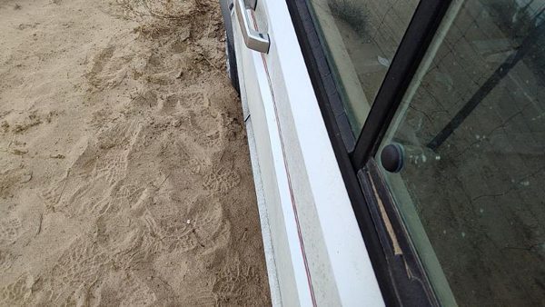 1992 Jeep Cherokee Front Door RH White — photo 7