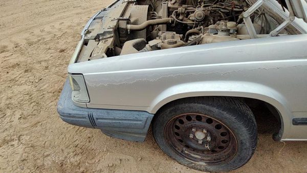 1991 Volvo 740 Fender LH Silver — photo 5
